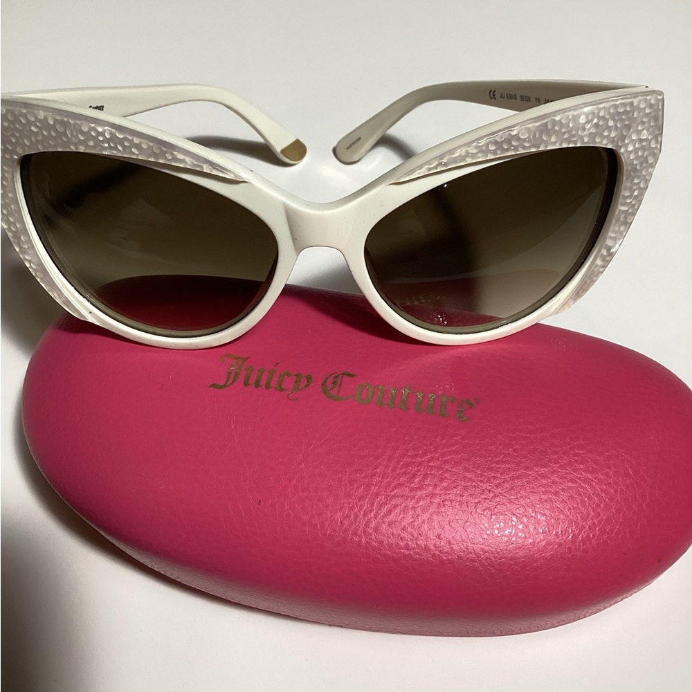 Juicy White Cat-Eye Sunglass
